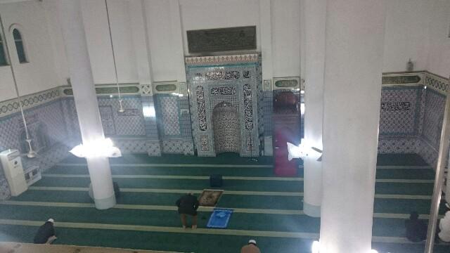 Inside Seoul Central Mosque 